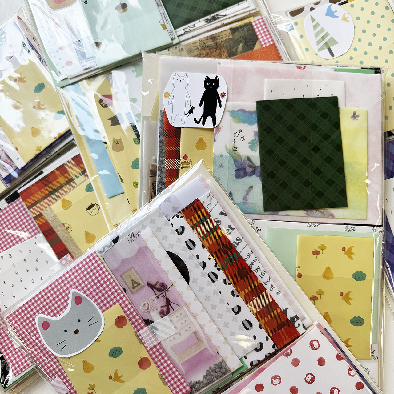 【おまかせ】封筒＆紙袋の福袋　55枚の商品画像